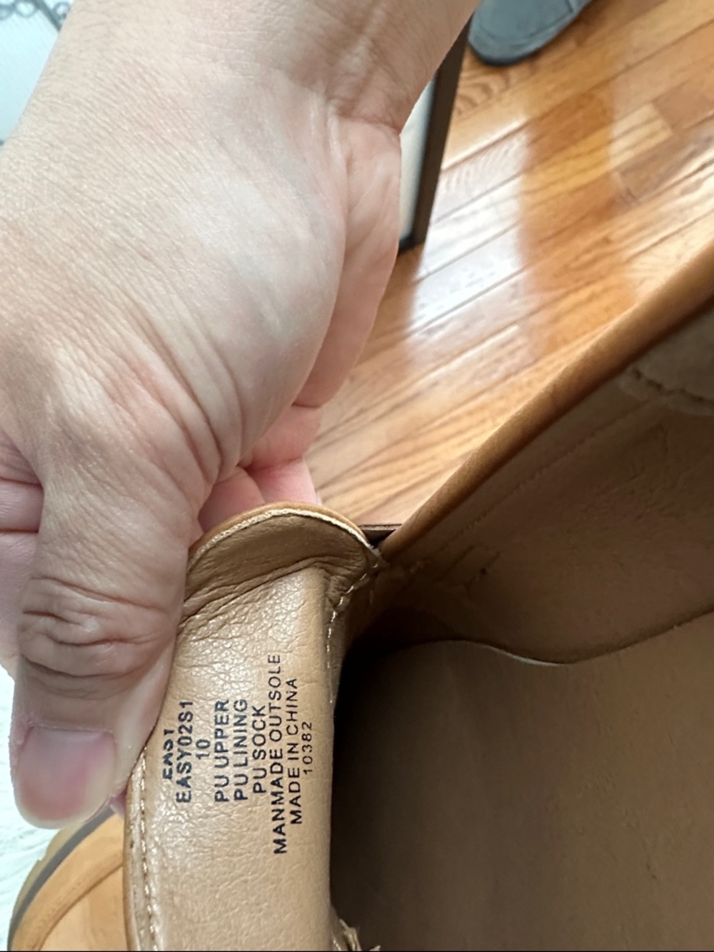 Steve Madden Tan Leather Penny Loafers with Moc Toe Stitching - Picture 11 of 12